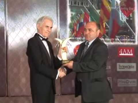 Cadru din filmarea decernării premiului, Geneva 2007